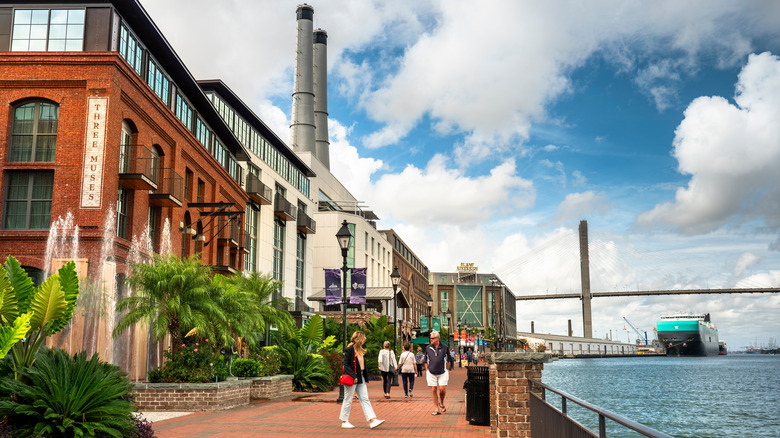 A waterfront in Savannah, Georgia