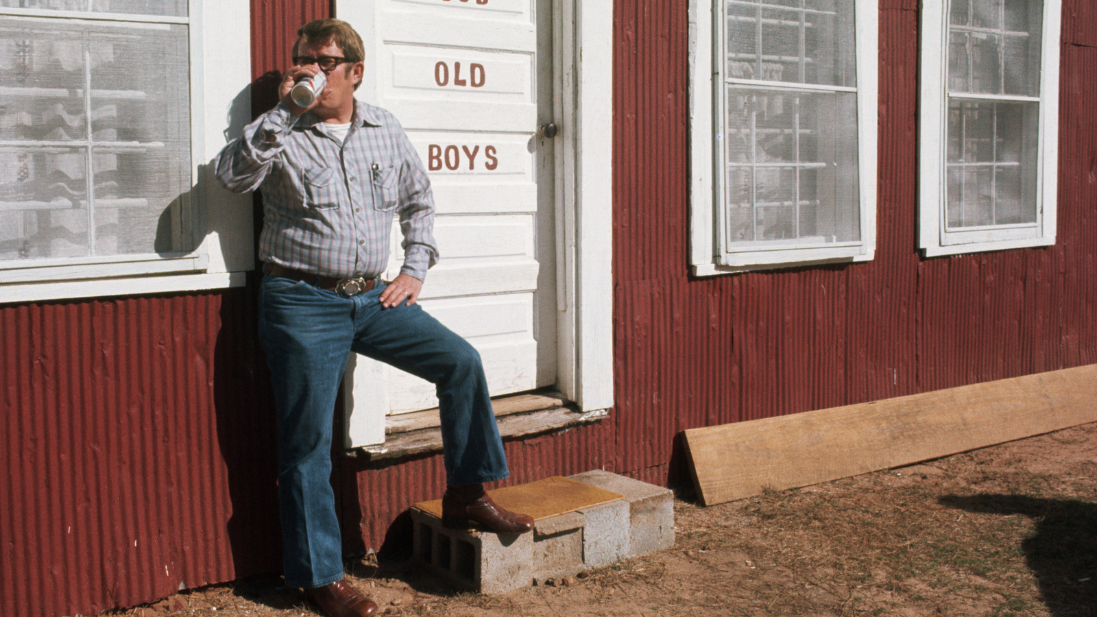 10 Beers Everyone Drank In The '70s - Tasting Table