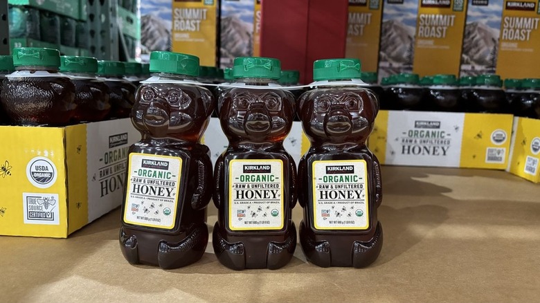 kirkland signature organic raw honey package on shelf