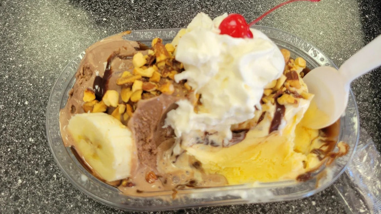 Braum's ice cream sundae placed on a grey counter