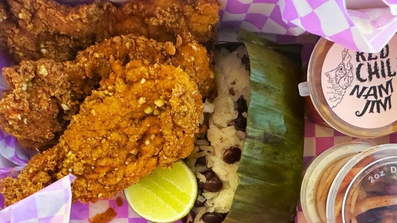 close up of fried chicken tenders from Mommy Pai's