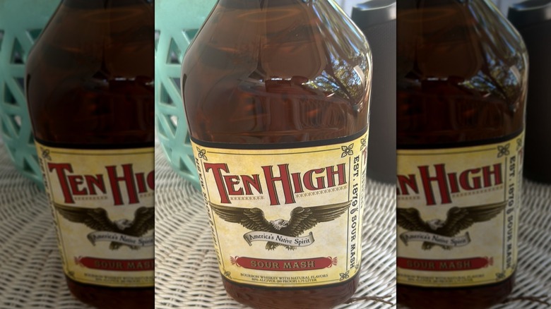 A close-up of a bottle of Ten High showcasing the details on its label