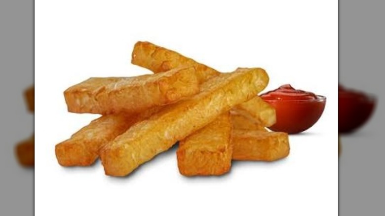 An order of halloumi fries and a side of ketchup