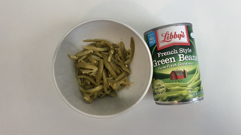 Libby's French style green beans in a bowl.