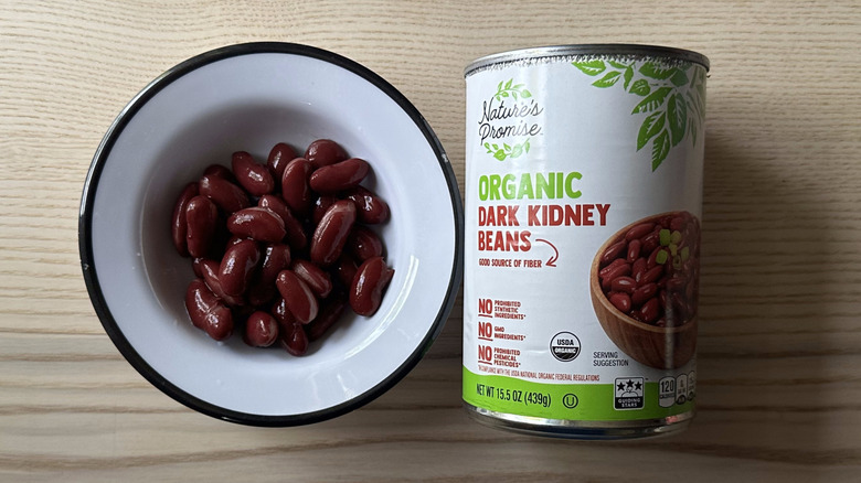 Nature's Promise Organic Dark Red Kidney Beans in white bowl