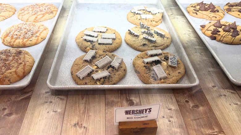 Picture of Hershey's Cookies N Creme Big Cookie in case at Hershey's Chocolate World