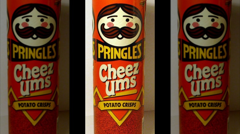 Mirrored image of a tube of Pringles Cheeze Ums