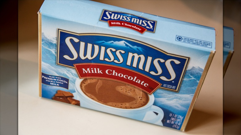 Swiss Miss hot cocoa packaging