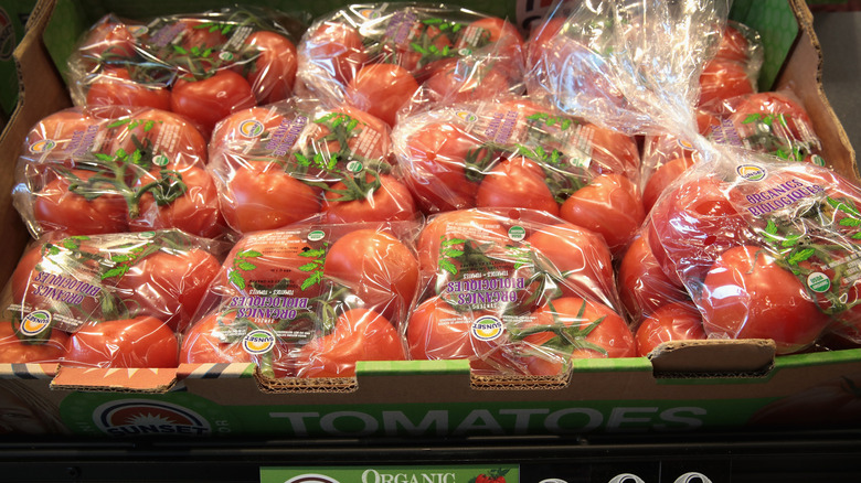 Aldi tomatoes in a store