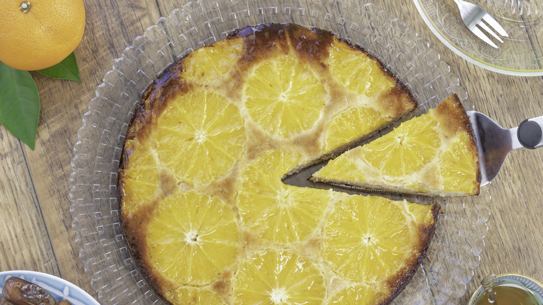 Orange upside-down cake