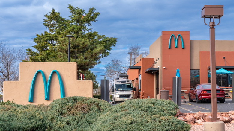 A red-brick Sedona McDonald's with blue lettering