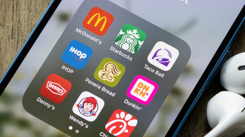 Assorted apps by fast food chains on a phone screen