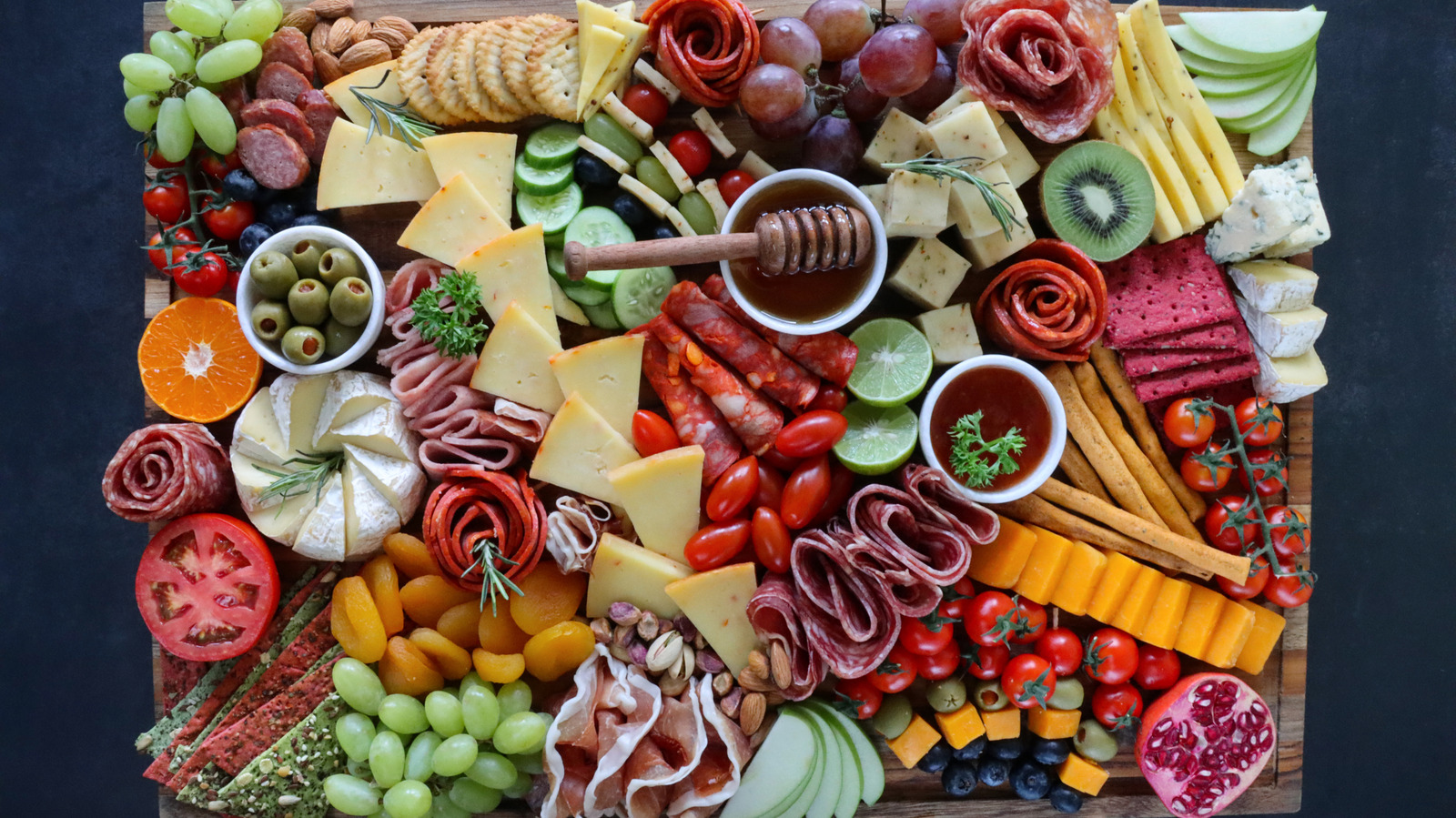 10 Mistakes Everyone Makes Building A Charcuterie Board