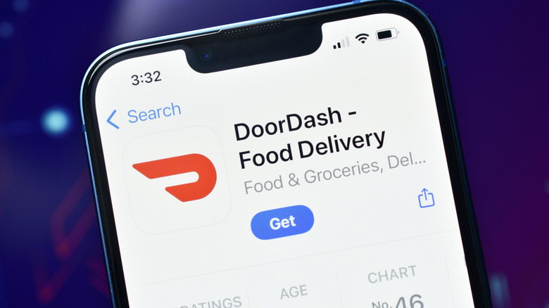 Door Dash app on phone