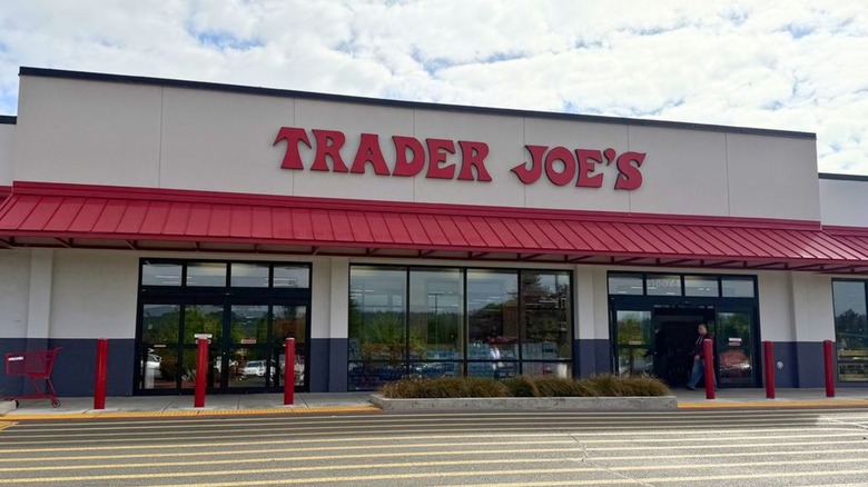Trader Joe's store from parking lot