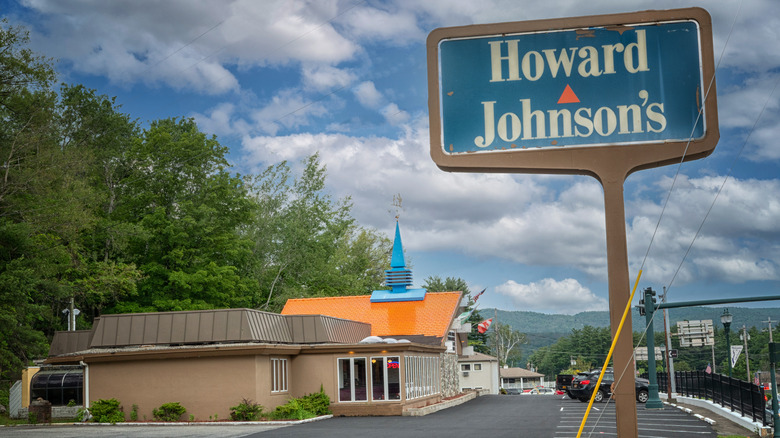 howard johnson's signage and building in lake george, NY