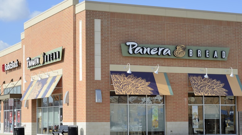panera bread restaurant location
