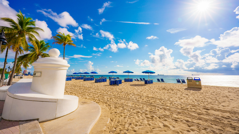 Fort Lauderdale beach with the sun shining