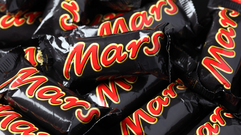 closeup of a pile of mini Mars bars