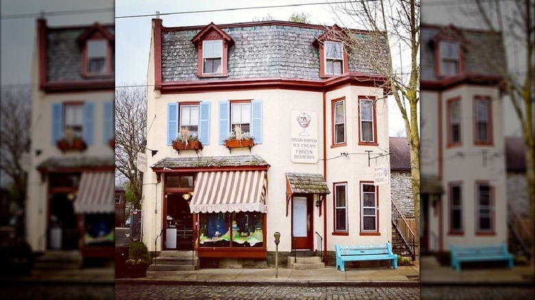 Bredenbeck's Bakery and Ice Cream Parlor storefront