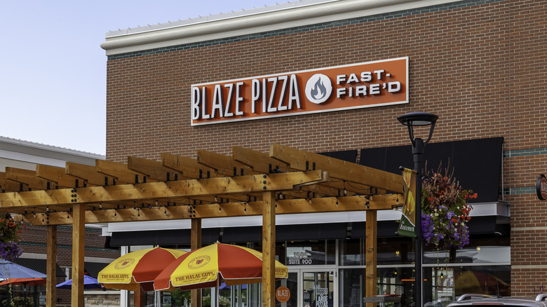 Blaze Pizza exterior