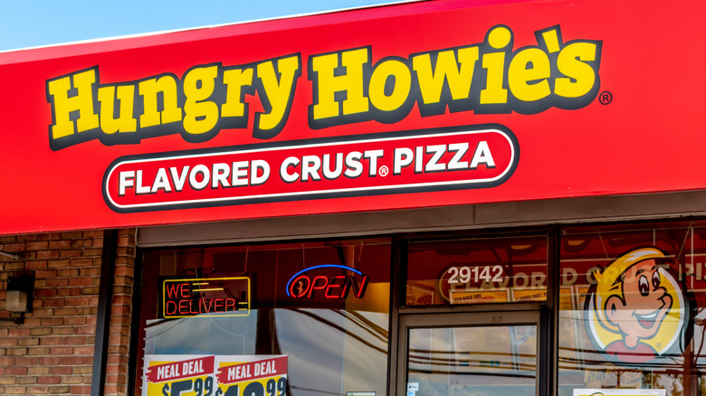 Exterior of Hungry Howie's Pizza