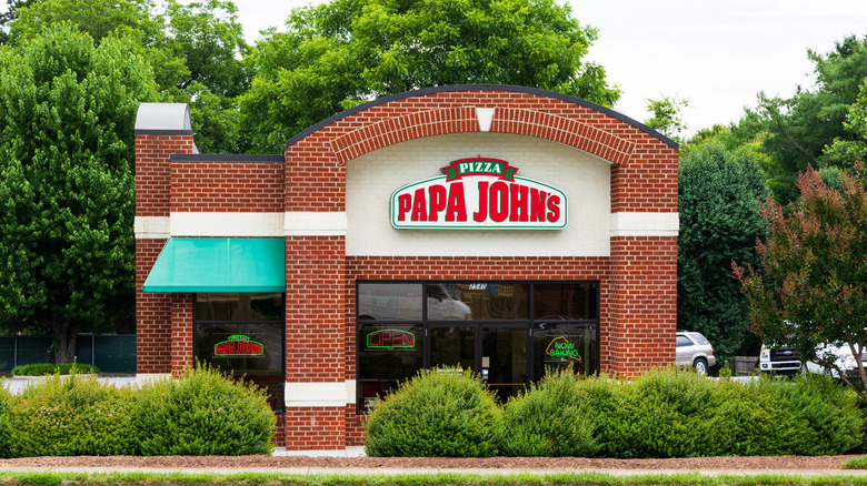 Exterior of a Papa John's
