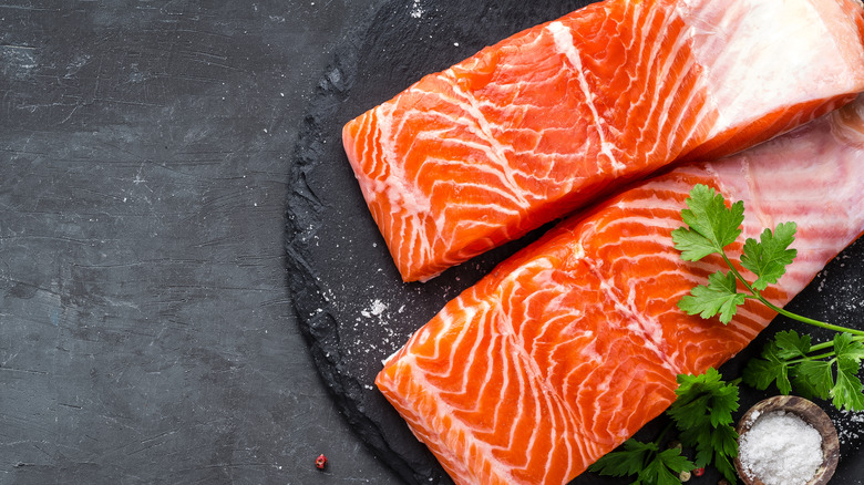 raw salmon 