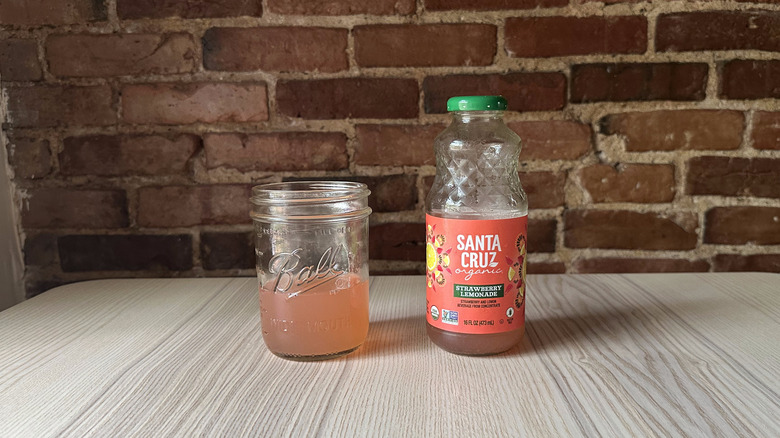 Santa Cruz Organic Strawberry Lemonade with brick background