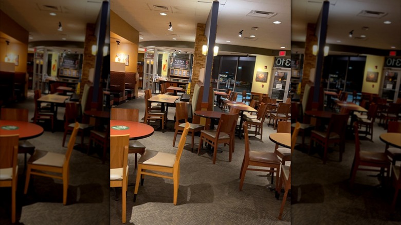 Interior of a Panera Bread before remodel