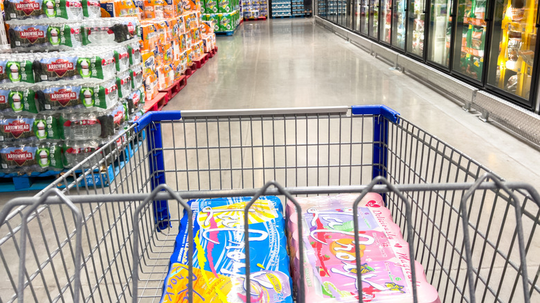 Shopping cart with LaCroix in Sam's Club