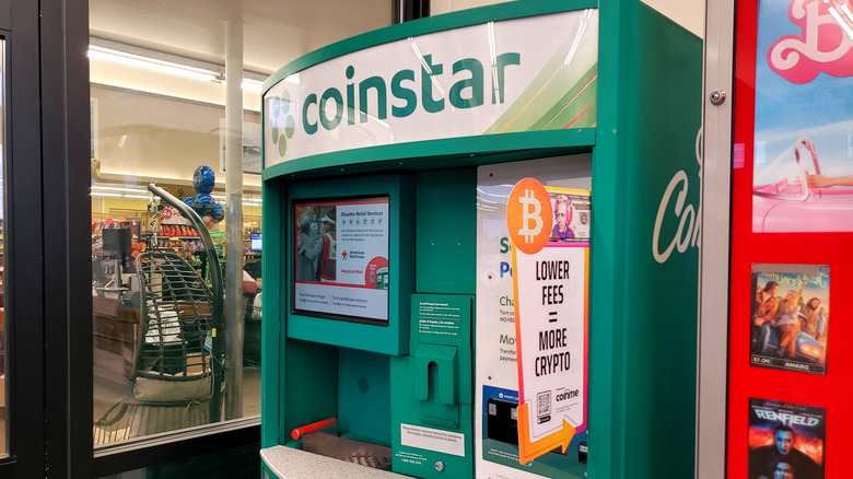 Coinstar machine inside a grocery story vestibule