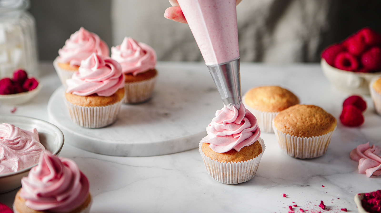 10 Tips You Need To Elevate Store-Bought Frosting - Tasting Table