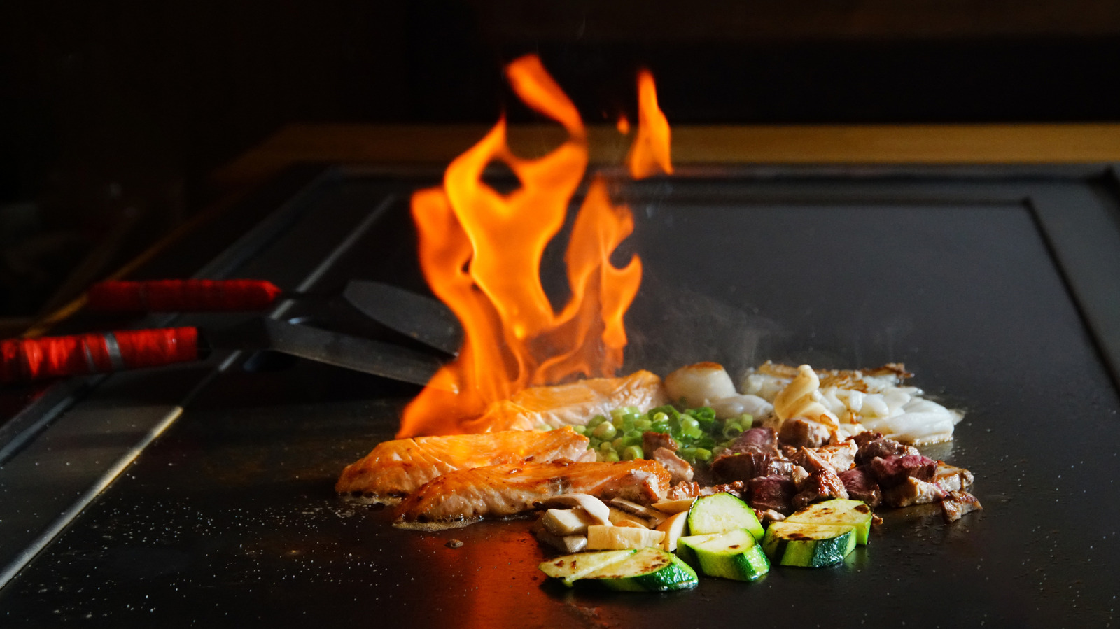 10 Unspoken Rules When Dining At A Hibachi Restaurant