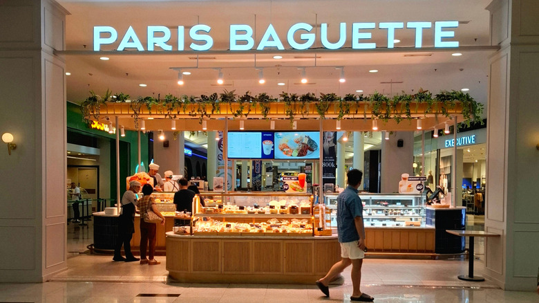 Customers looking at items at a Paris Baguette location