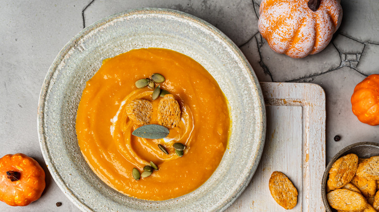Spicy vegan butternut squash soup