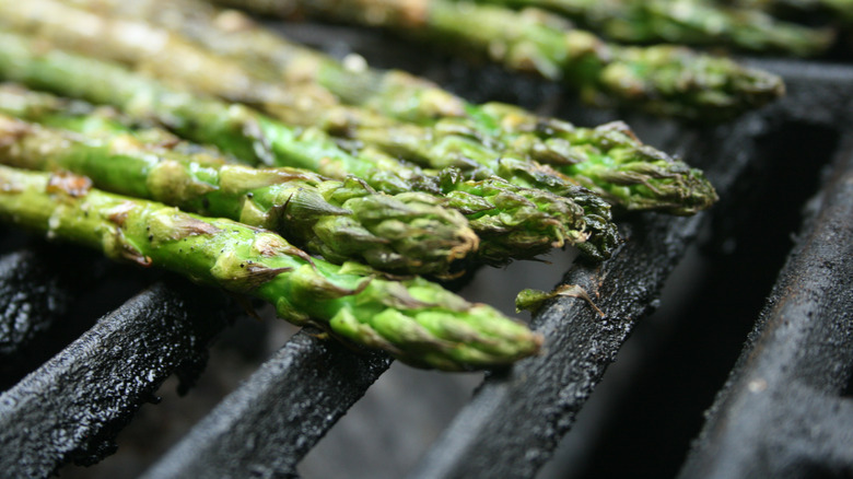 Asparagus on a grill