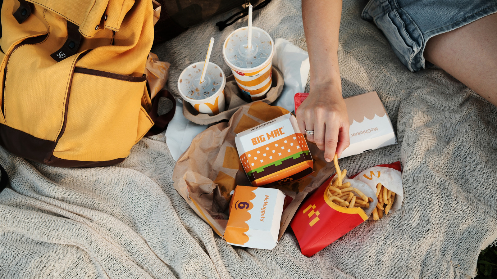 11 Best McDonald's Orders To Pick Up For Lunch Under $10