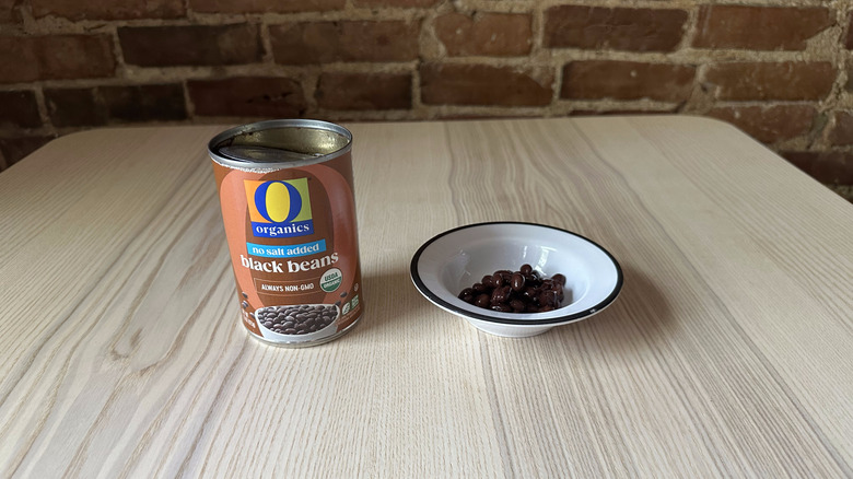 O Organics black beans in small white bowl