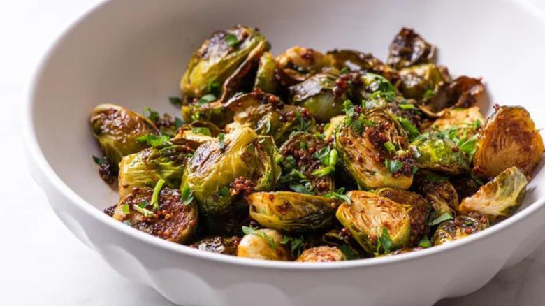 Easy Balsamic Roasted Brussels Sprouts