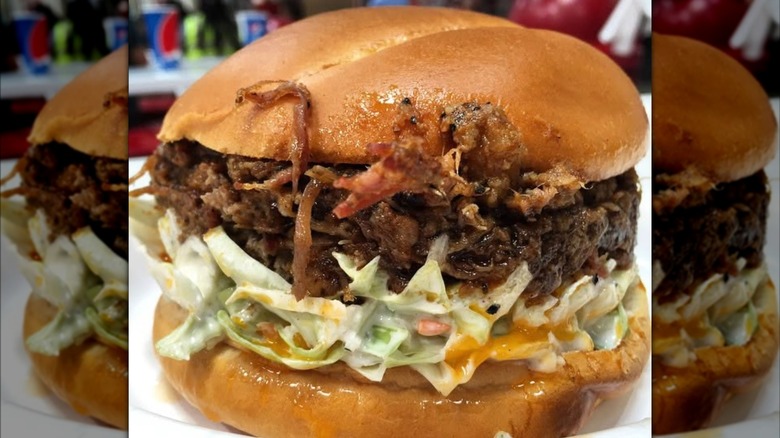 Beef brisket sandwich with lettuce