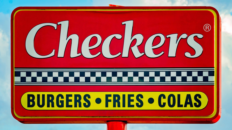 Exterior sign of a Checkers & Rally's location