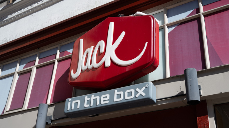 Exterior sign of a Jack in the Box location