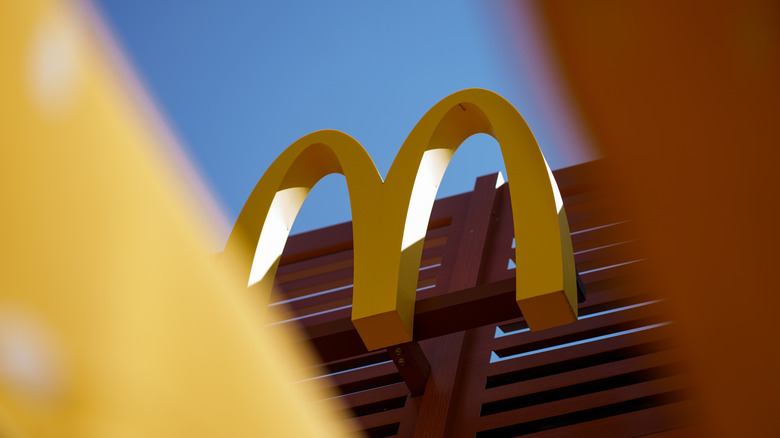 Exterior sign of a McDonald's location