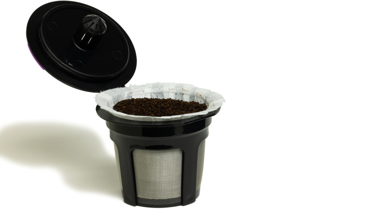 Refillable k-cup with filter inside
