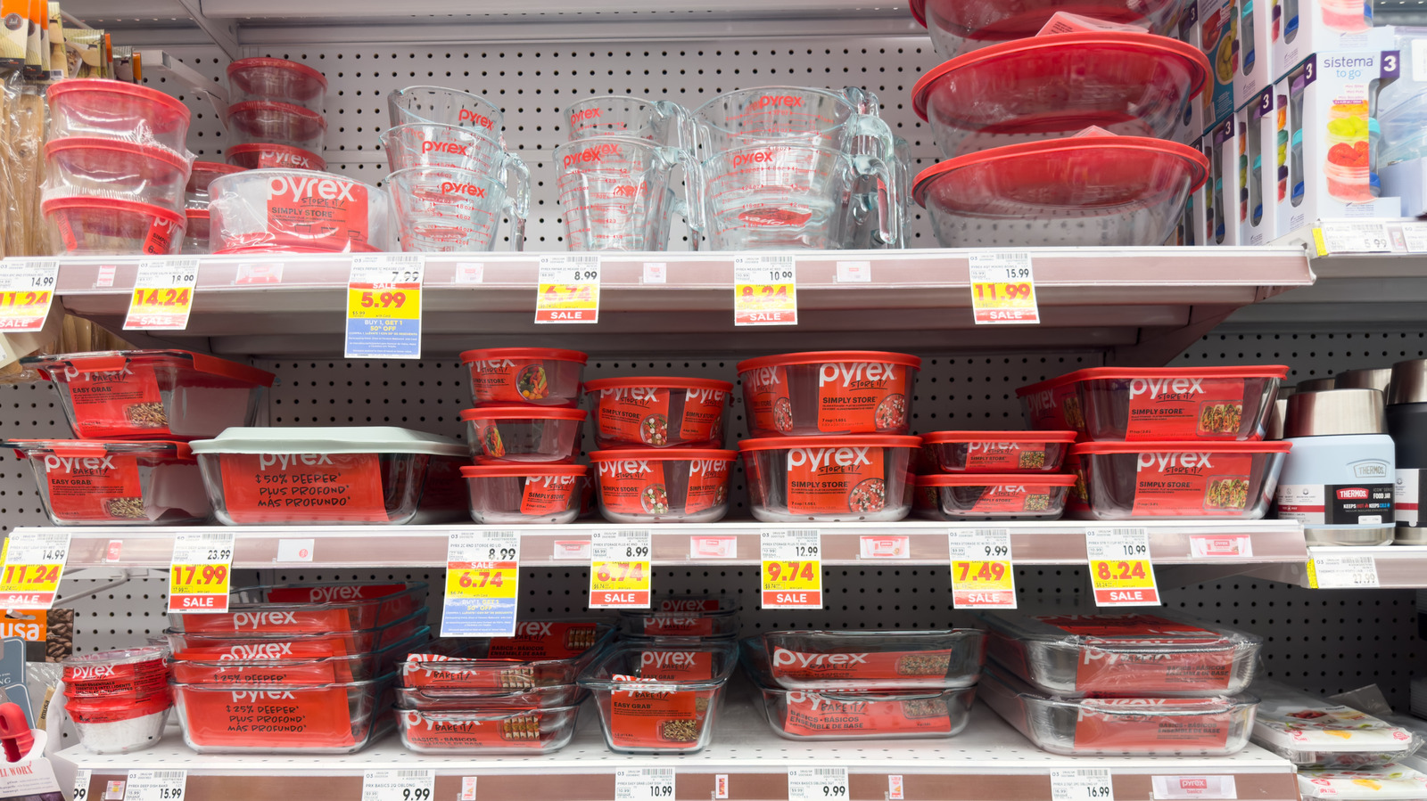 11 Hands Down Worst Things You Could Do With Your Pyrex