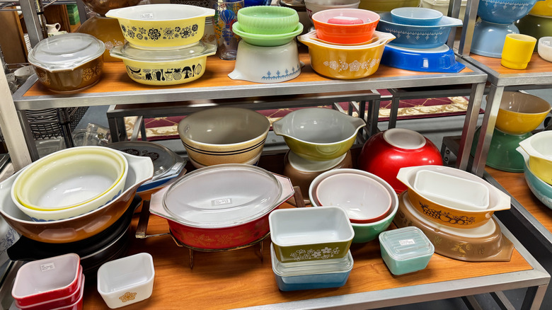 Vintage ceramic Pyrex on display