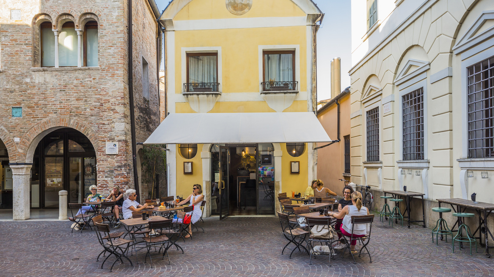 11 Key Italian Restaurant Words And Phrases To Know