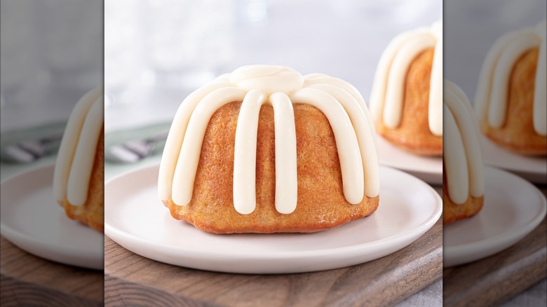 Slice of Snickerdoodle bundt close up