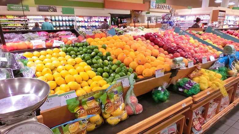 Produce section at Publix grocery store